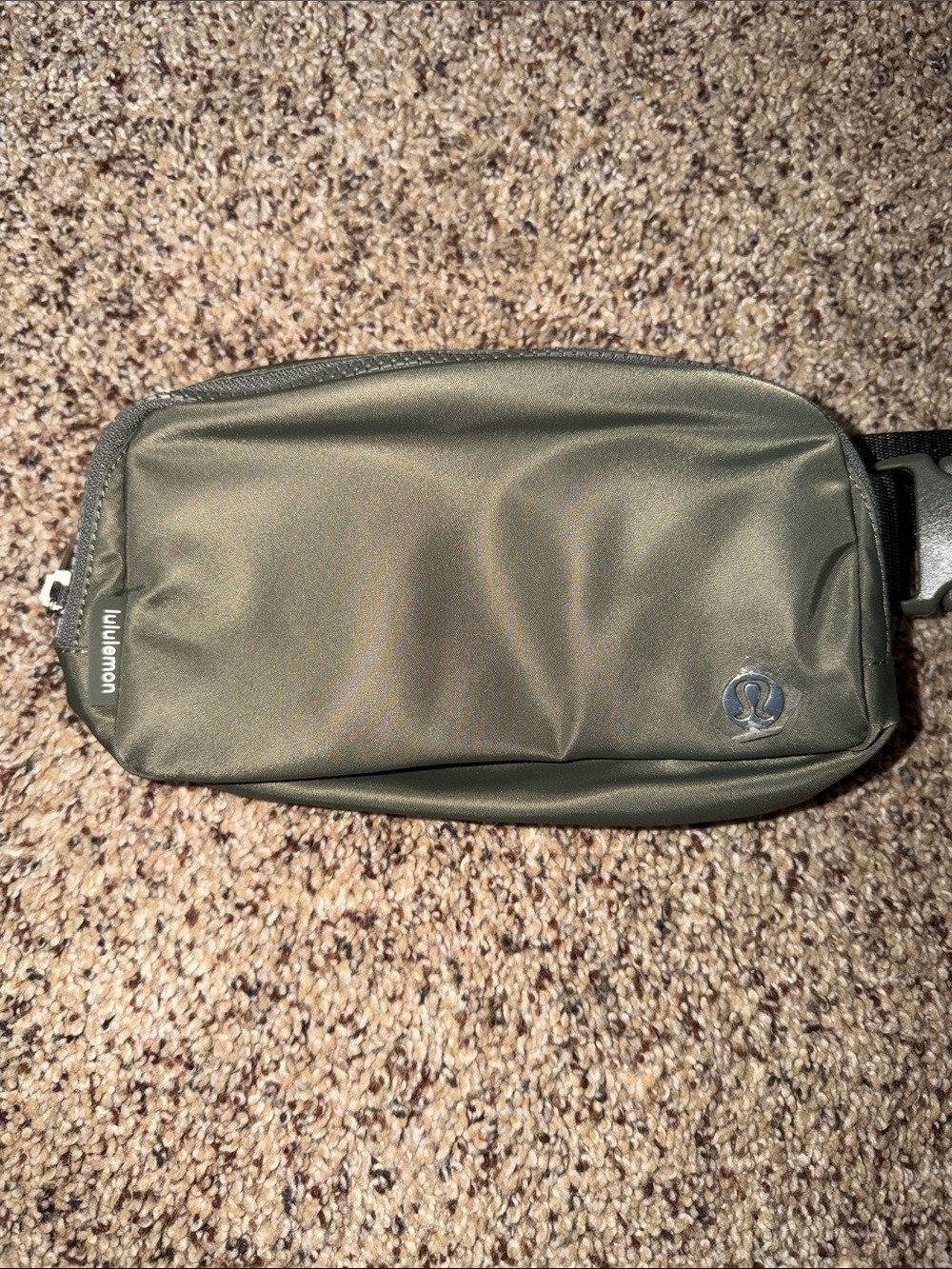 lululemon athletica Olive Green Belt bag - Picture 2 of 3
